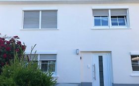 Guest Appartements mit 2 getrennten Schlafzimmern für 4 Personen 24h check in